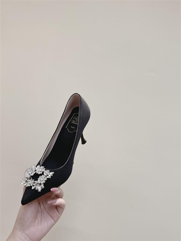 20251127171740872 310